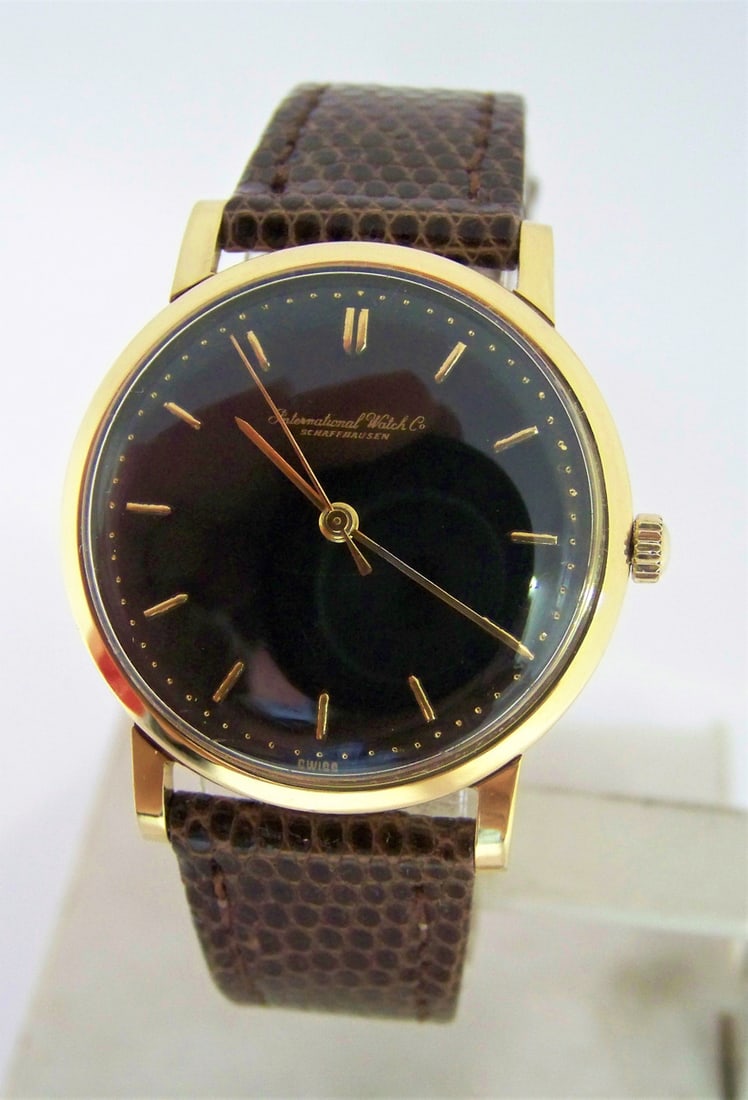 Vintage 18k Gold IWC SHAFFHAUSEN Winding Watch 1960s Cal C401 R1205 SERVICED (1 of 11)