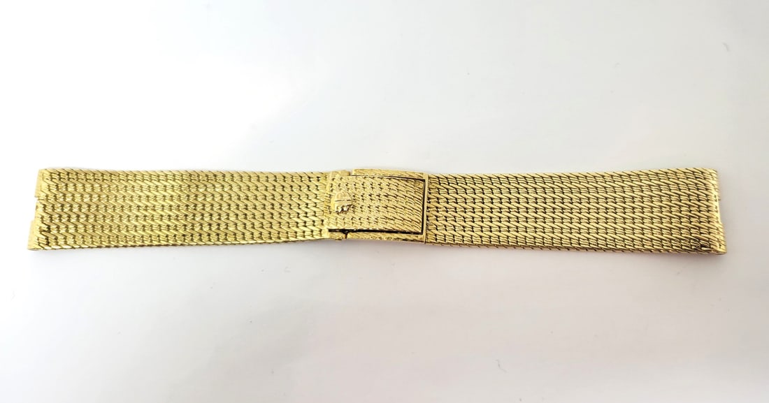 SOLID 18k Yellow GOLD PATEK PHILIPPE Watch Bracelet 18 mm Logs 47 grams for 2591: SOLID 18k Yellow GOLD PATEK PHILIPPE Watch Bracelet 18 mm Logs* EXLNT* 47 grams for Ref. 2591?? * Solid 18k yellow gold Cleopatra-PATEK PHILIPPE bracelet in 18 mm width. * Total length of bracelet in 
