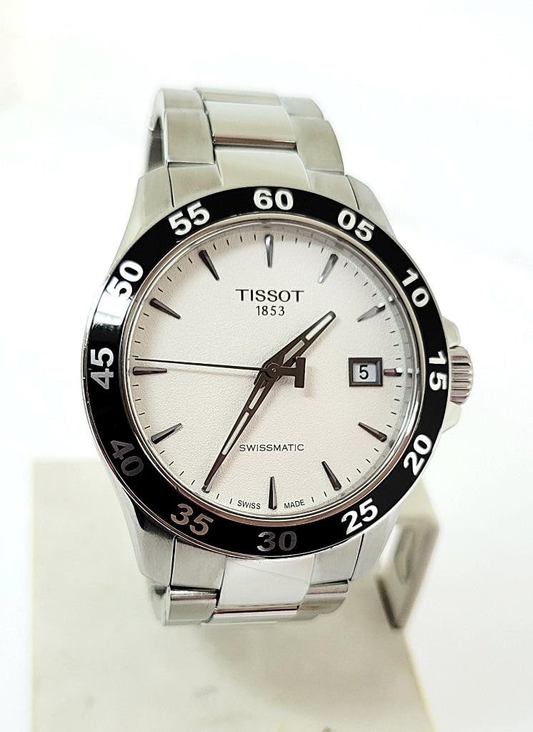 Mens S/Steel TISSOT V8 SWISSMATIC T106407A Watch in Excellent Condition - 2