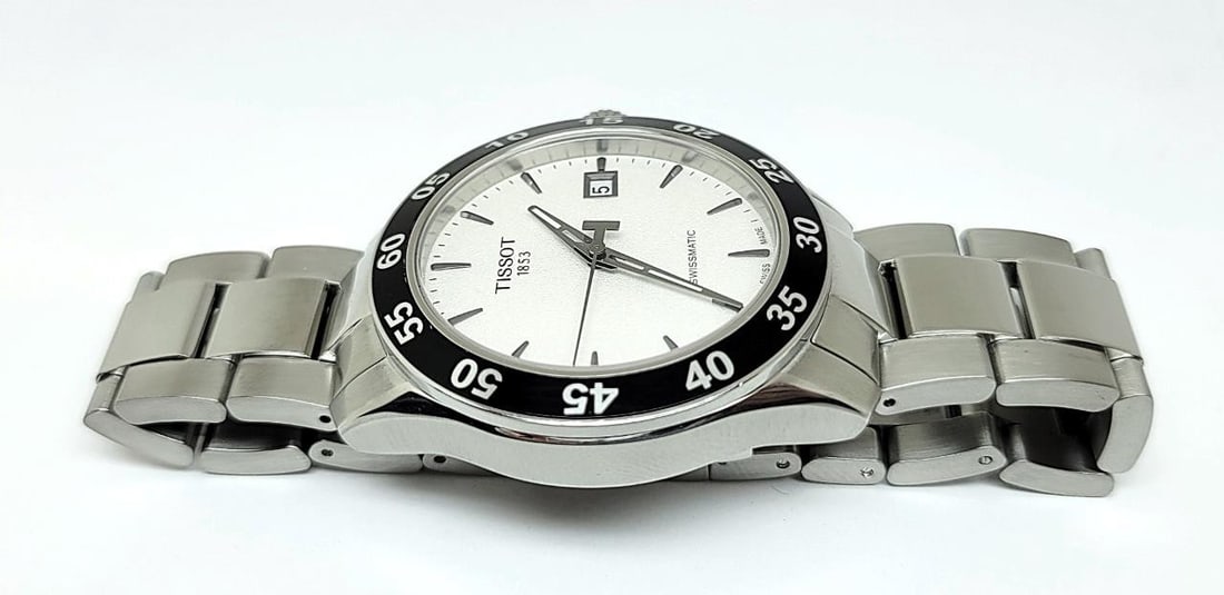 Mens S/Steel TISSOT V8 SWISSMATIC T106407A Watch in Excellent Condition - 8