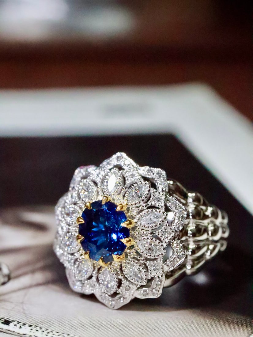 Platinum Natural Sapphire Diamond Ring - 4