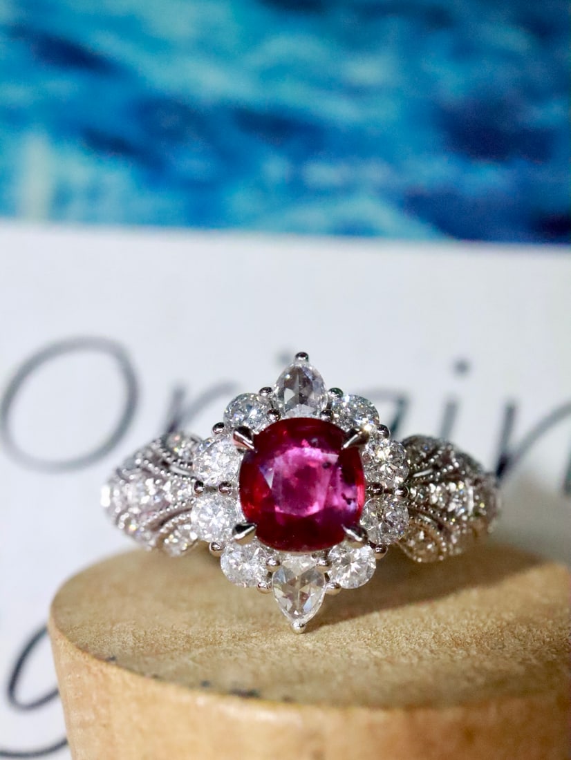 Platinum Natural Ruby Ring - 3
