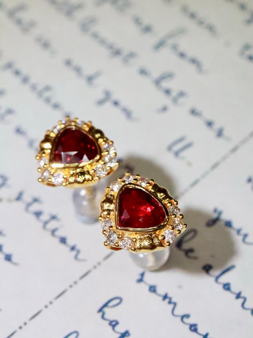 18K Natural Unheated Pigeon Blood Ruby Earrings - 2