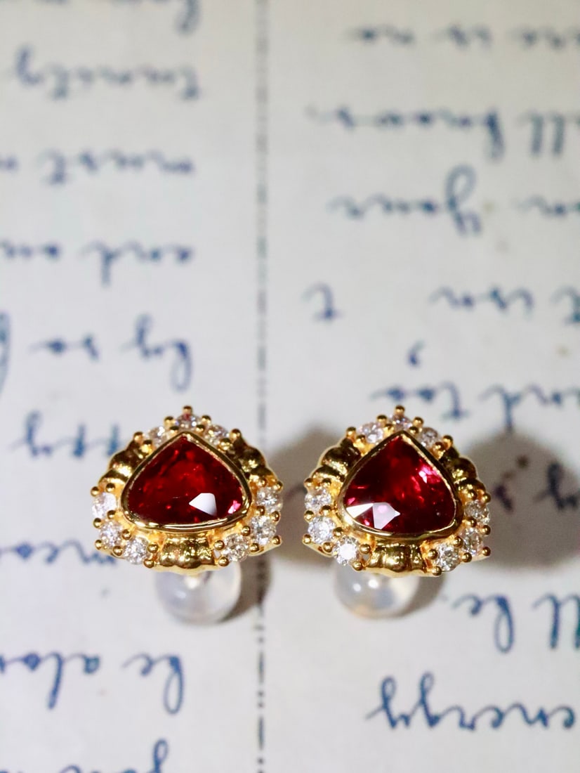 18K Natural Unheated Pigeon Blood Ruby Earrings - 4
