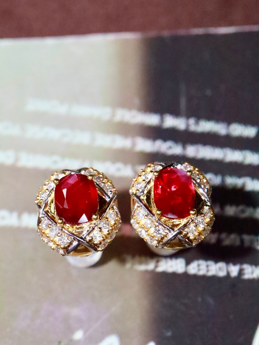 18K Natural Unheated Pigeon Blood Ruby Earrings - 4