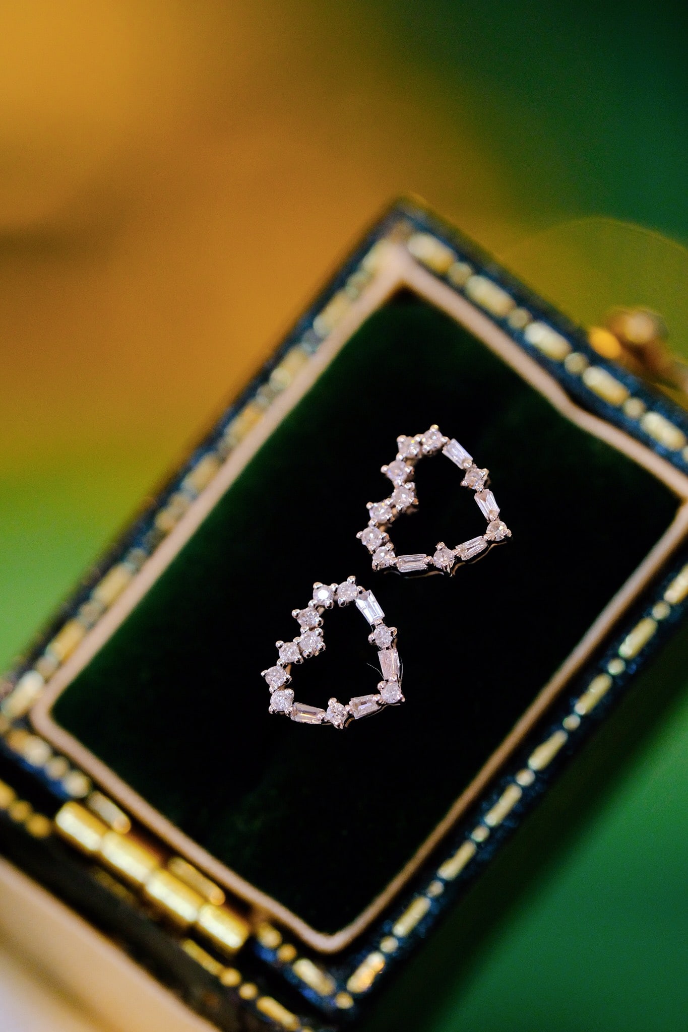 18K Natural Diamond Earrings - 2