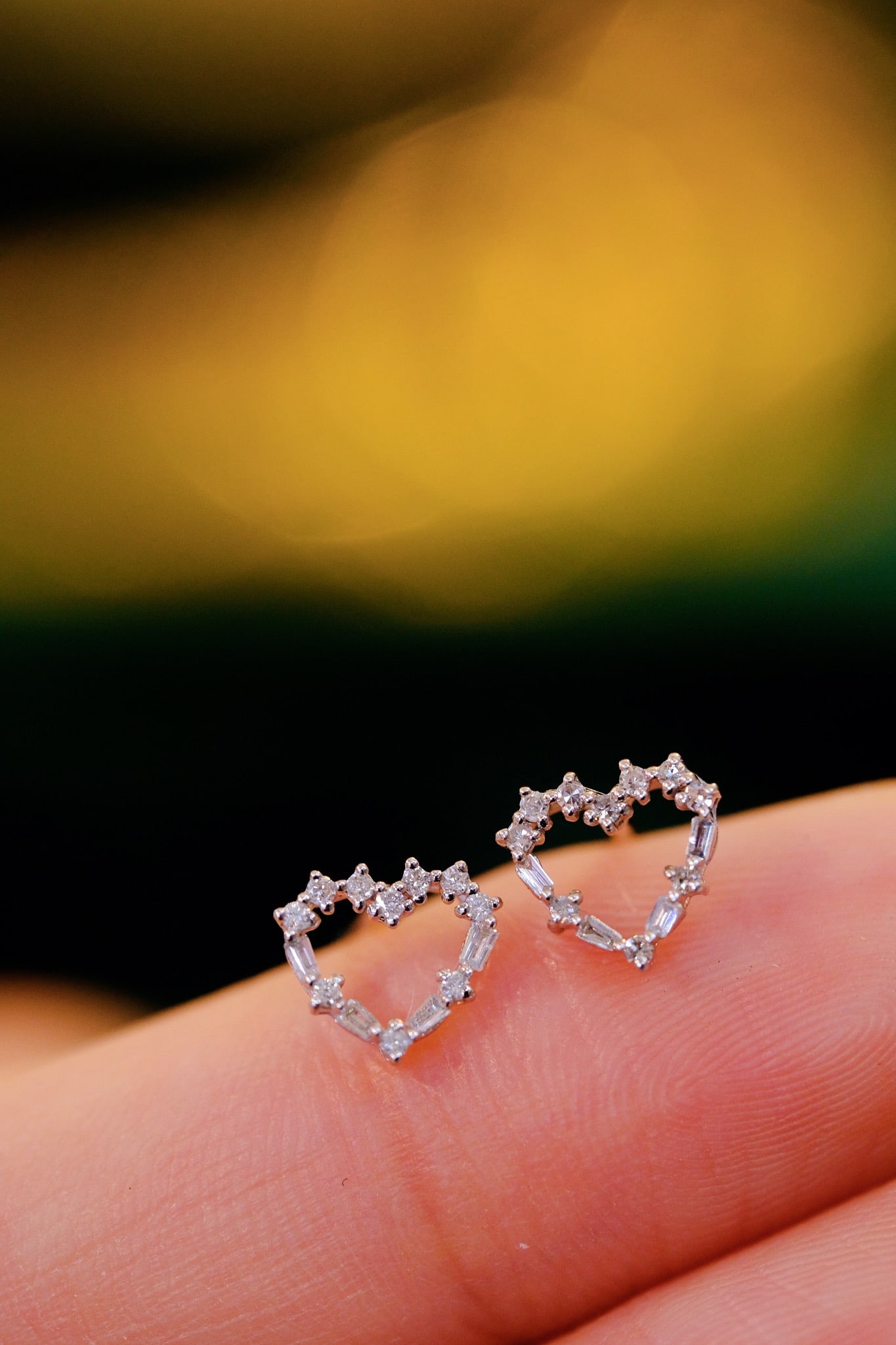 18K Natural Diamond Earrings - 5