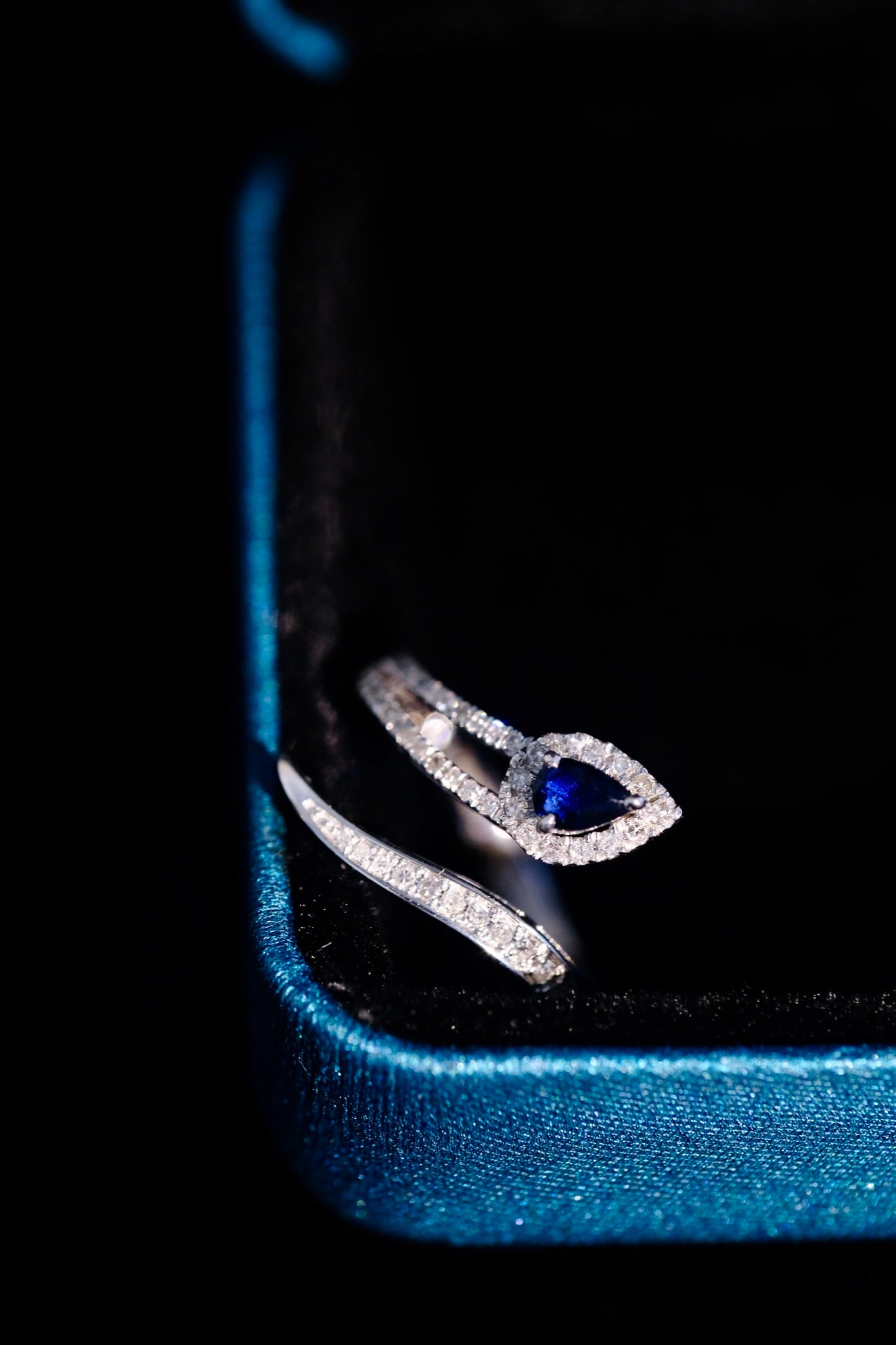 18K Natural Sapphire Snake Ring - 4