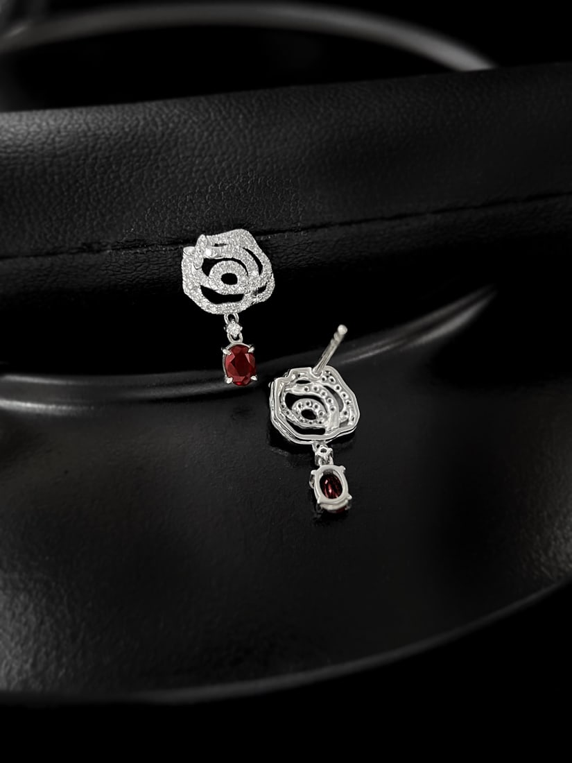 18K Natural Pigeon Blood Ruby Earrings - 3