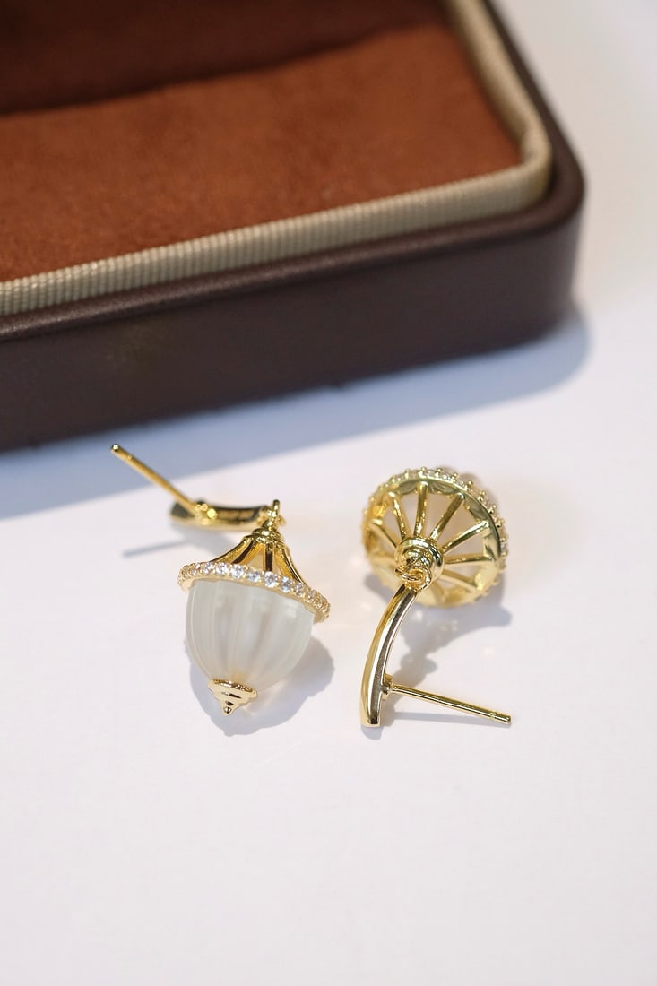 Thick Gold Plated Natural White Crystal Earrings - 4