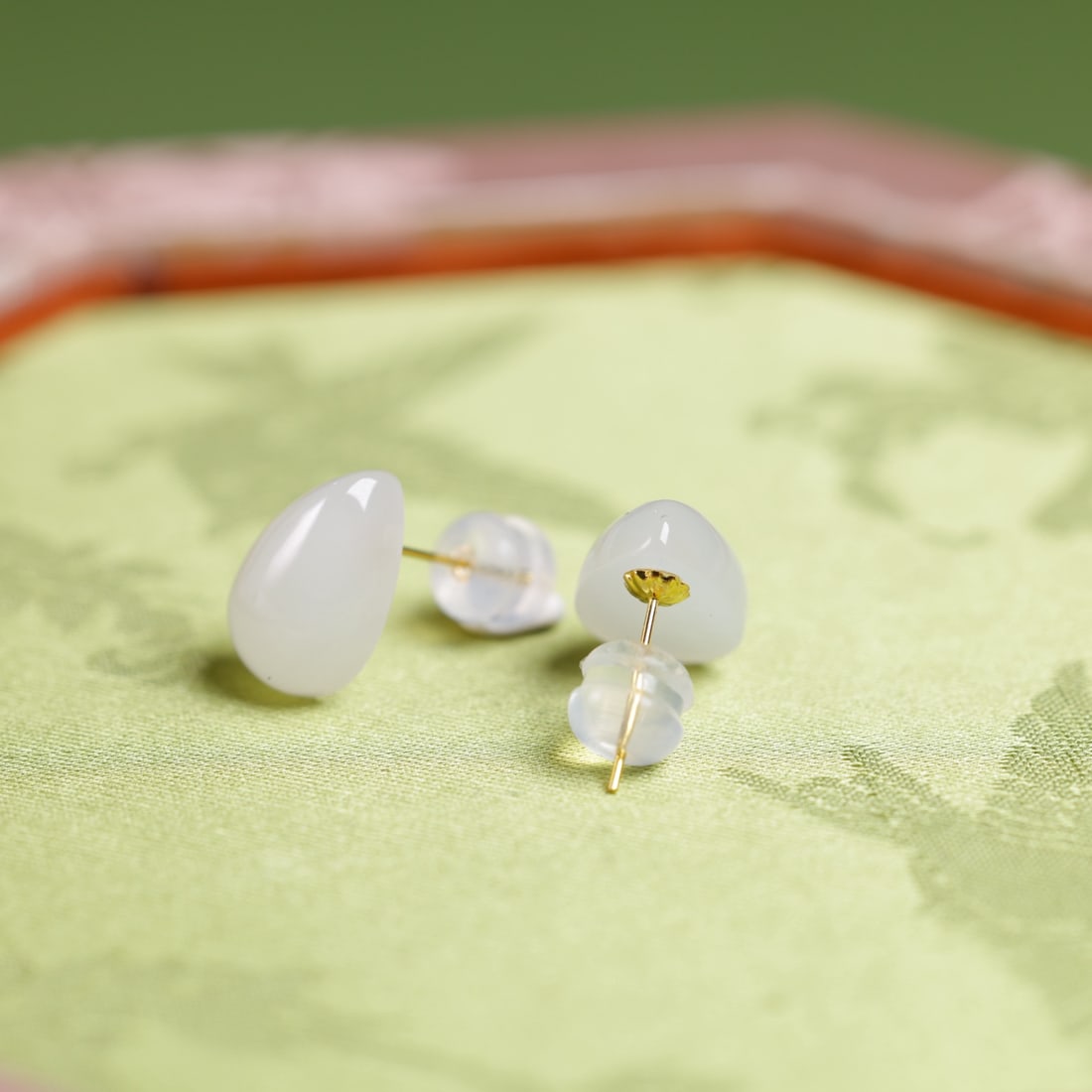 18K Gold Natural Hetian Jade White Jade Earrings - 5