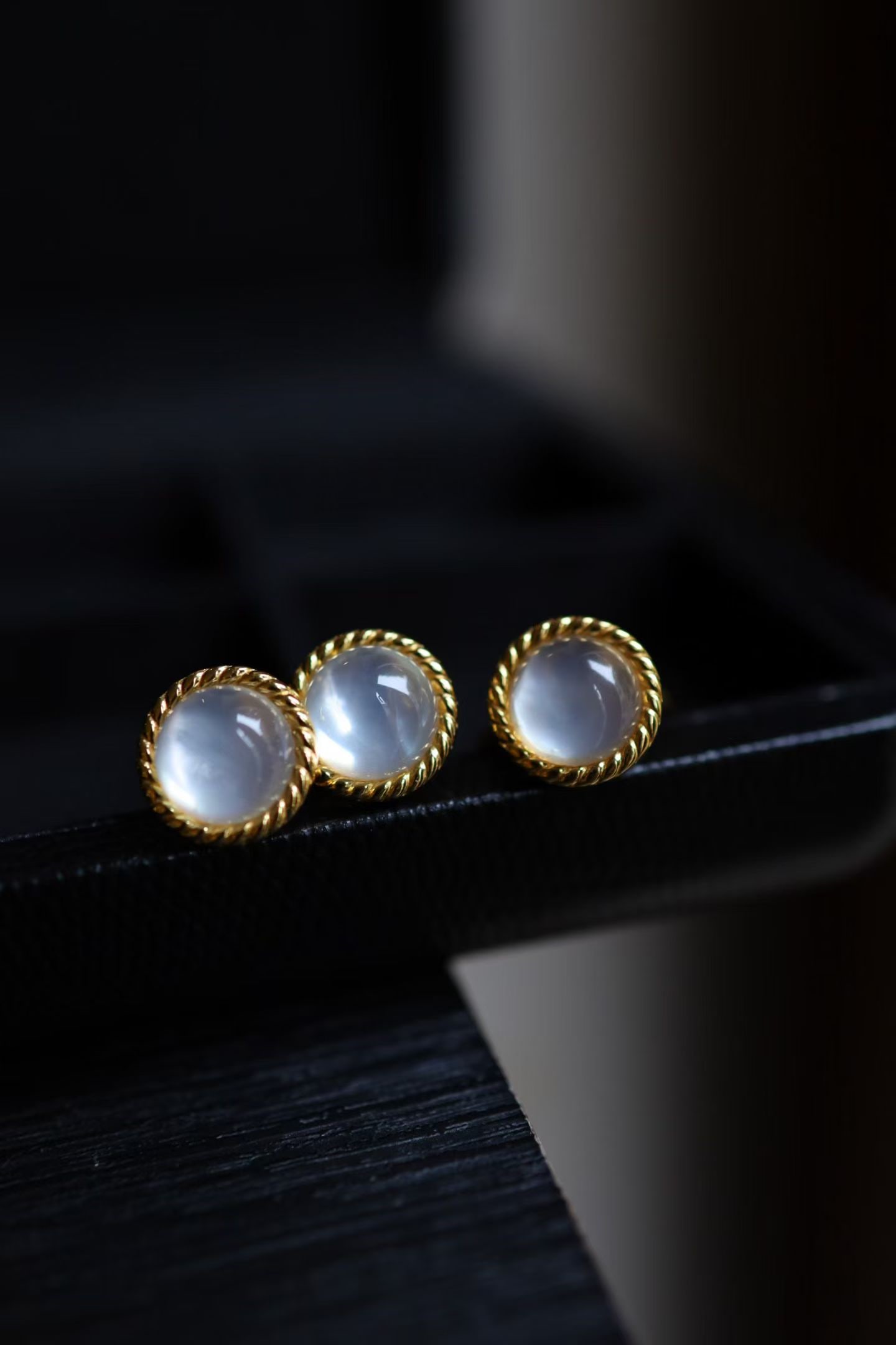 Natural White Crystal Set - 8