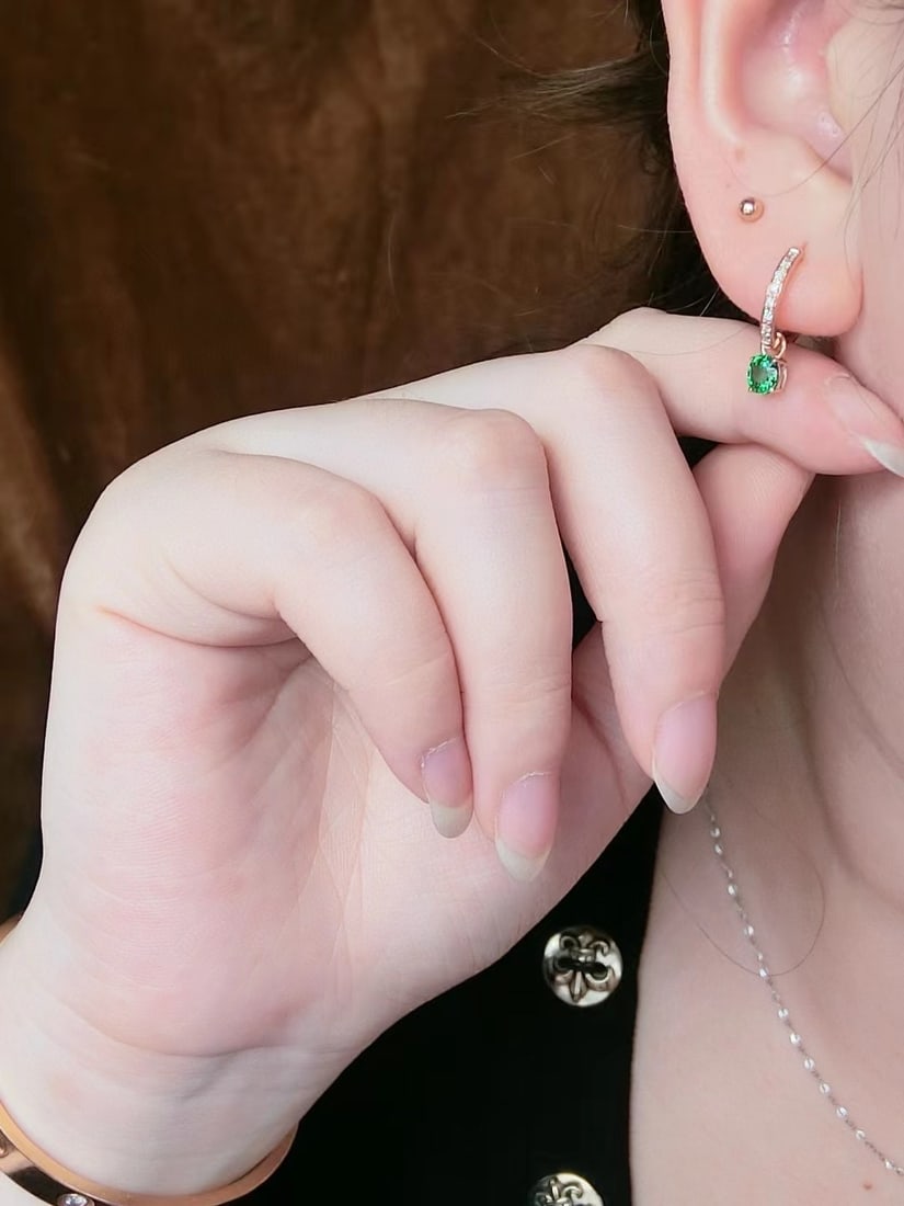 18K Gold Natural Tsavorite Diamond Earrings - 10