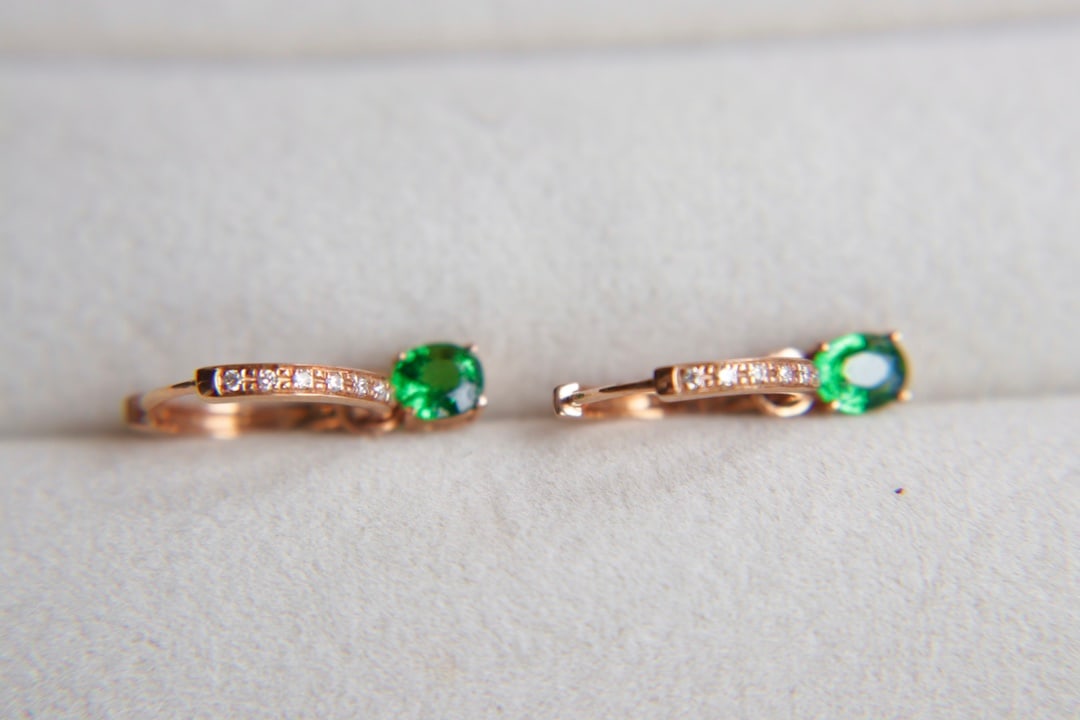 18K Gold Natural Tsavorite Diamond Earrings - 5