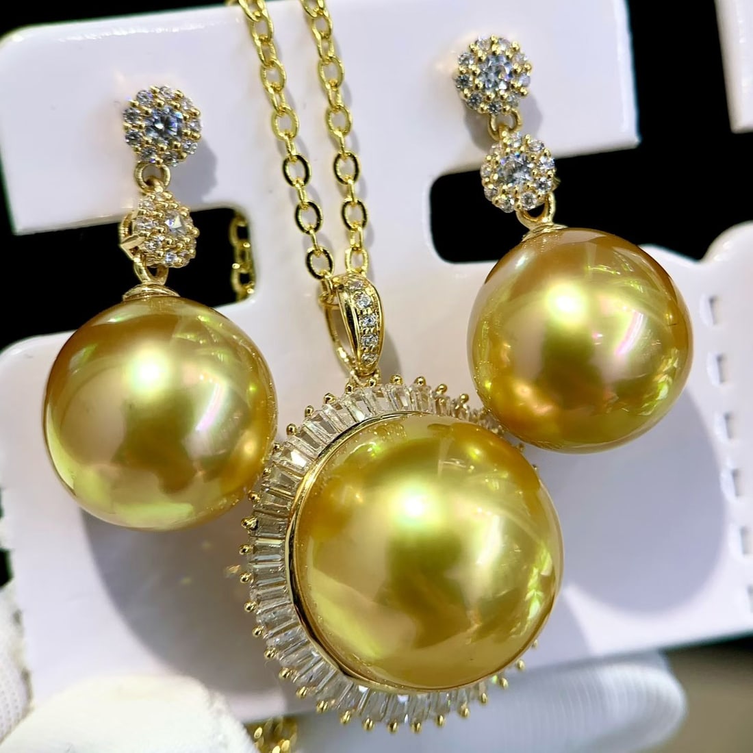 18K Gold Natural Dark Tea Gold Earring and Pendant Set - 2