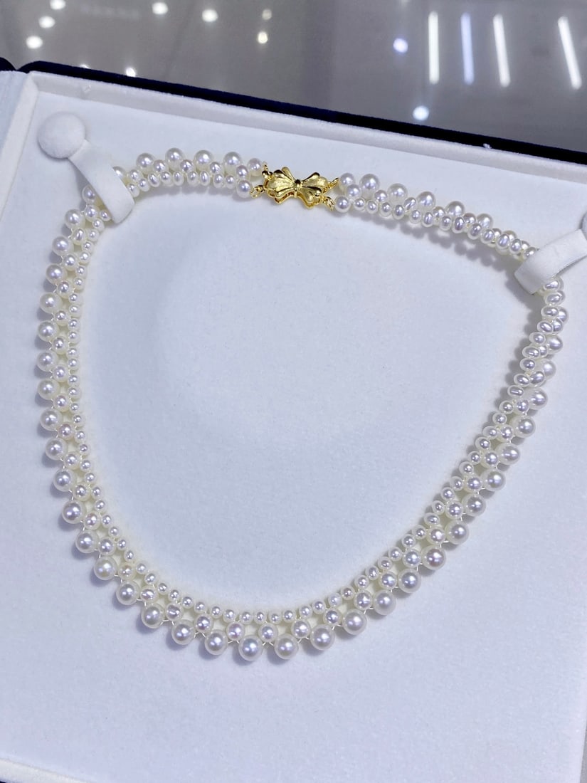 Natural Freshwater Pearl Choker - 4