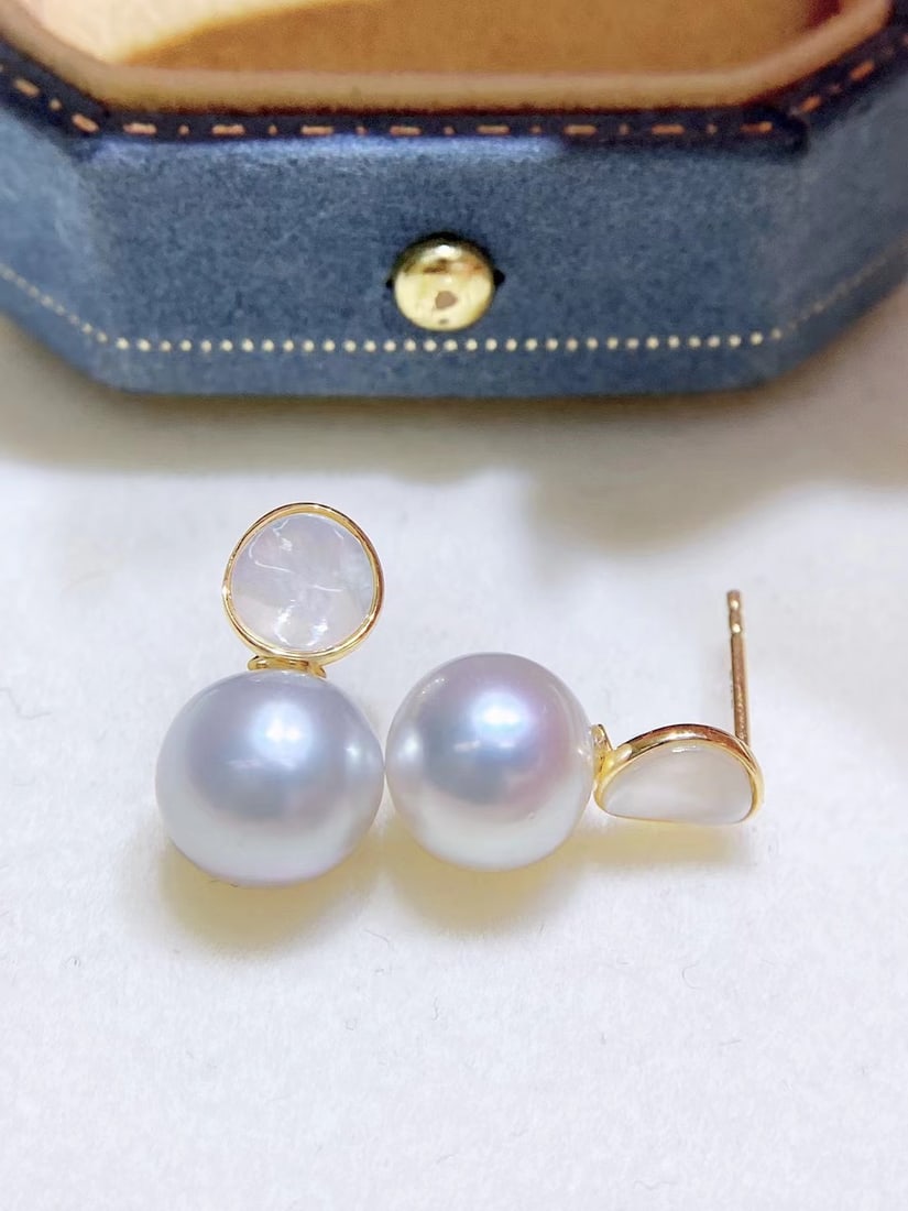 18K Gold Natural Flawless Sea Pearl Earrings - 6