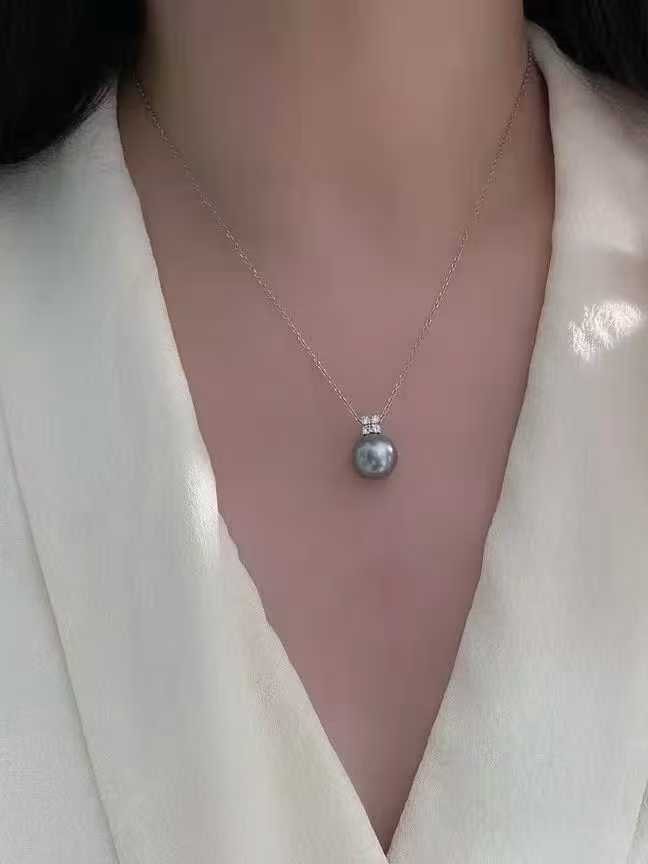 18K Gold Natural Tahitian Gray Pearl Pendant - 4