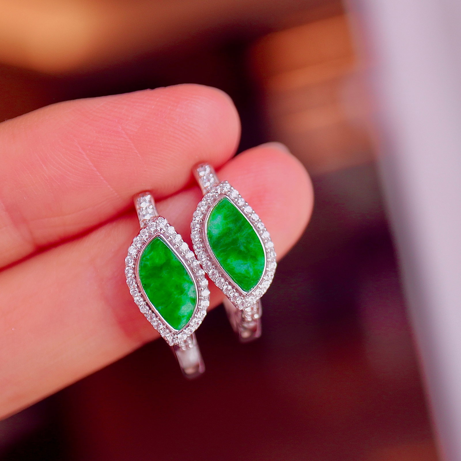 Natural Full Green Jade Ear Bags - 4
