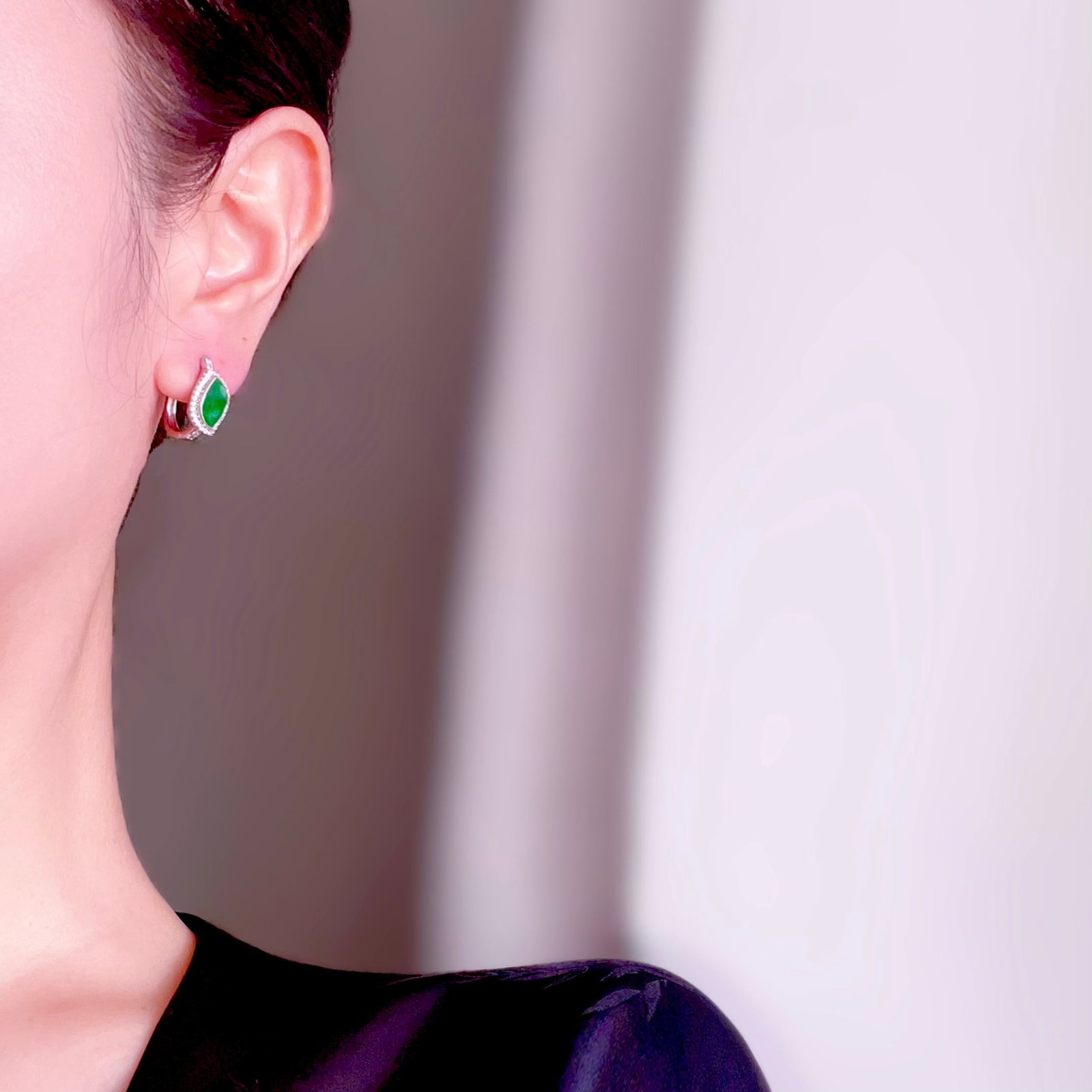 Natural Full Green Jade Ear Bags - 9