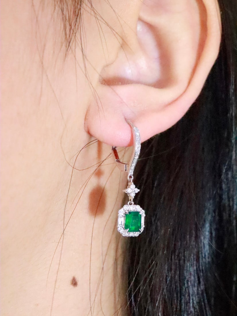 18K Gold Natural Emerald Earrings - 2