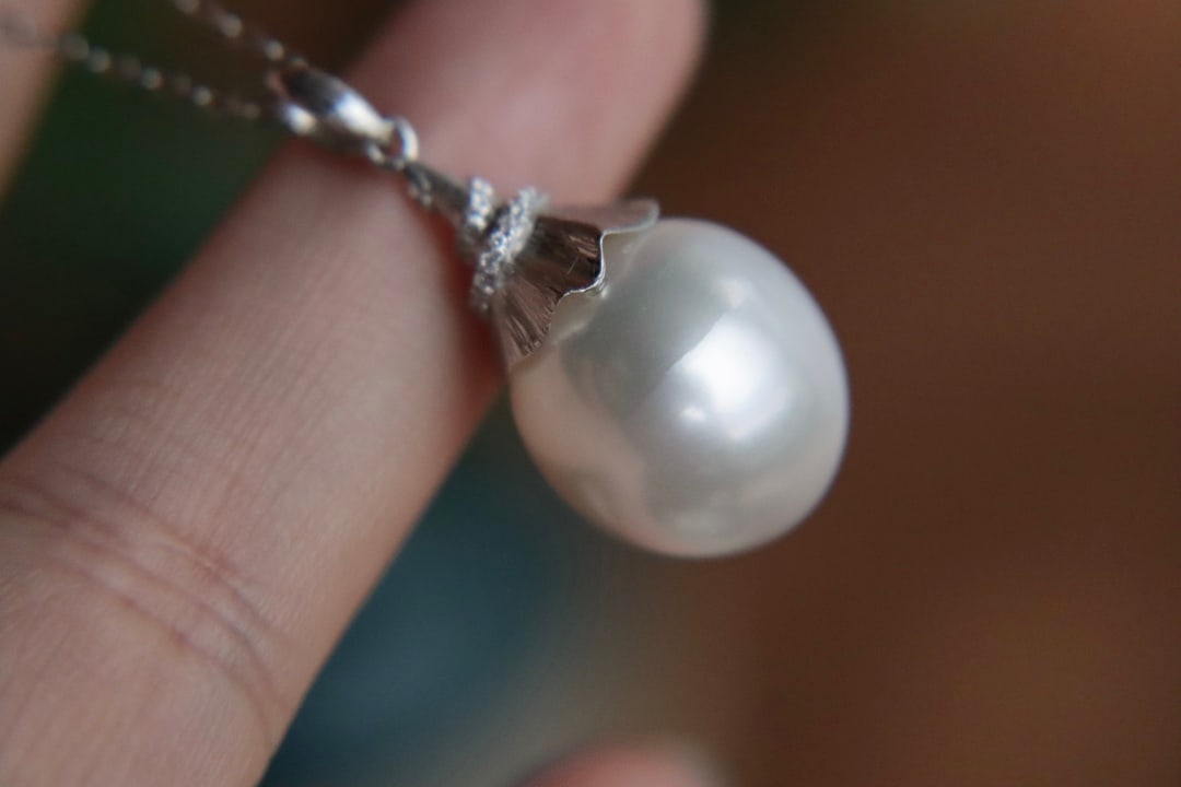 18K Gold Natural Australian White Sea Pearl Diamond Pendant - 7