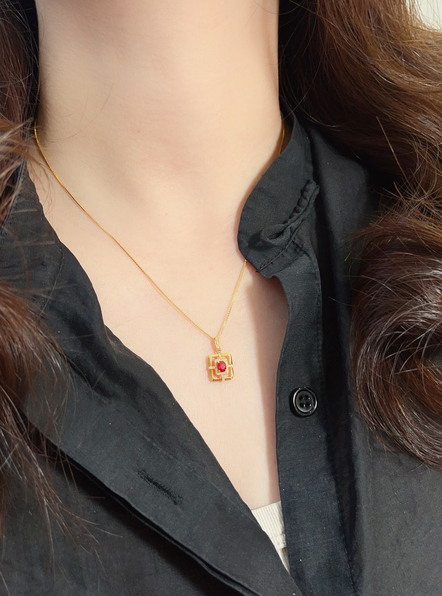 18K Gold Natural Pigeon Blood Red Ruby Pendant - 4