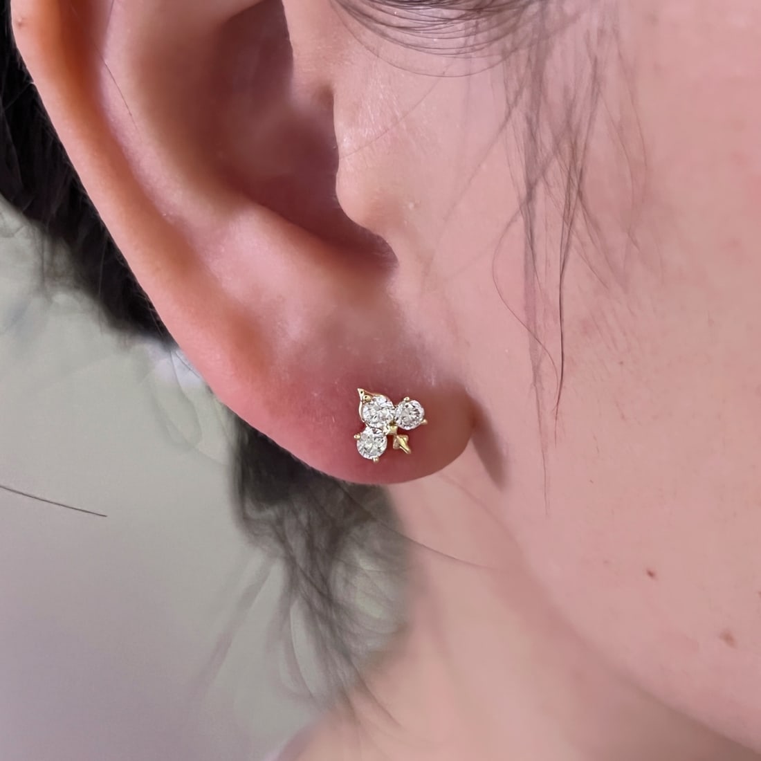 18K Gold Natural Cultivated Diamond Earrings - 4