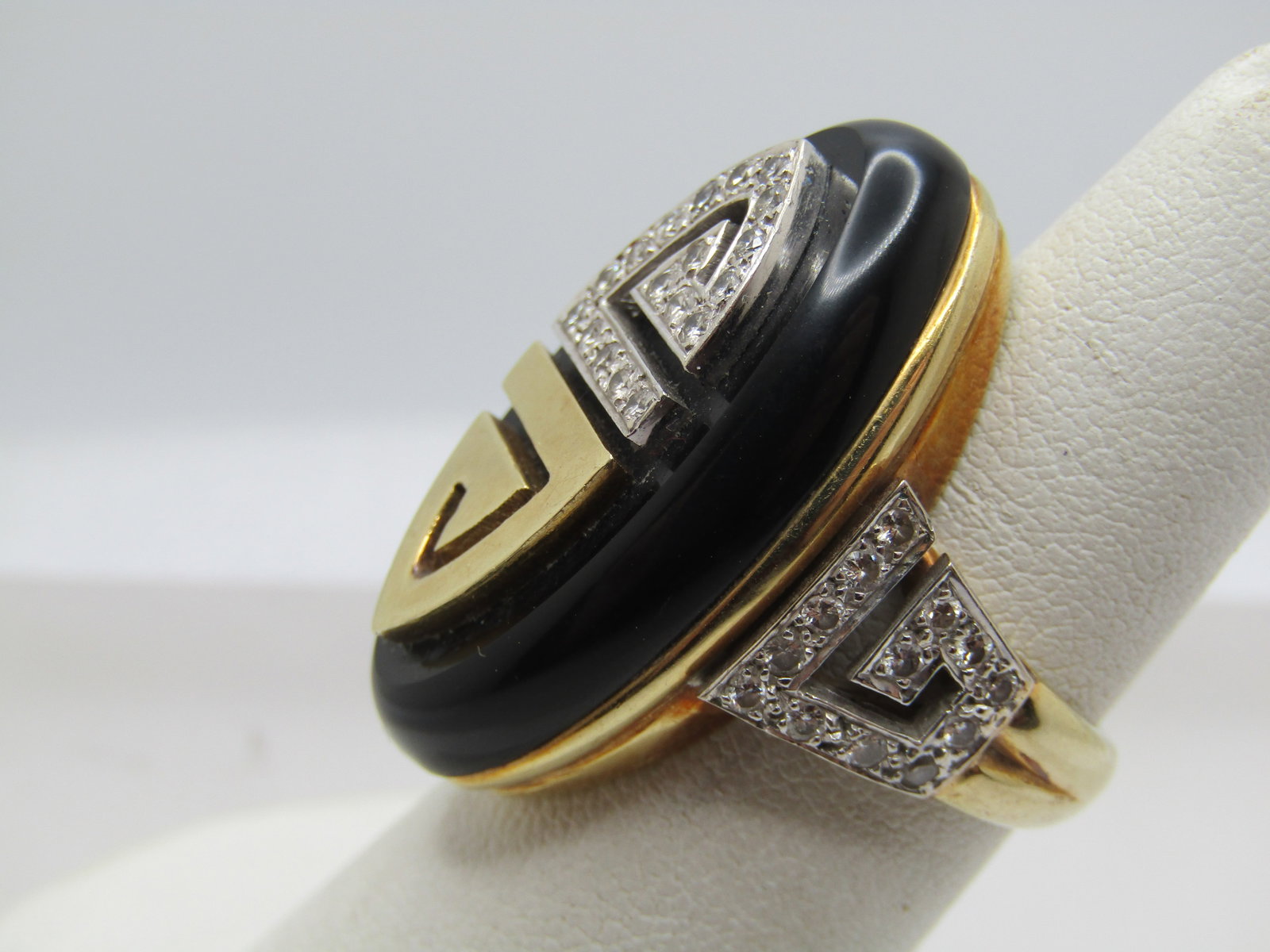 Vintage 14KT Onyx and Diamond Ring, La Triomphe (Astoria Jewelry Mfg.) 1960's-1970's, Size 6.5 - 2