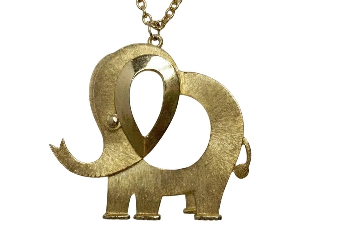 Vintage Massive Runway Elephant Pendant Necklace - 2