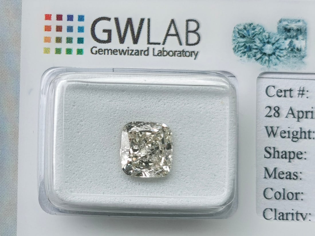 1 pcs Diamond (Natural) - 2.03 ct - Cushion - I - SI3 - Gemewizard Gemological Laboratory (GWLab): Title:1 pcs Diamond (Natural) - 2.03 ct - Cushion - I - SI3 - Gemewizard Gemological Laboratory (GWLab) Description:1 pcs Diamond (Natural) - 2.03 ct - Cushion - I - SI3 - Gemewizard Gemological Labor