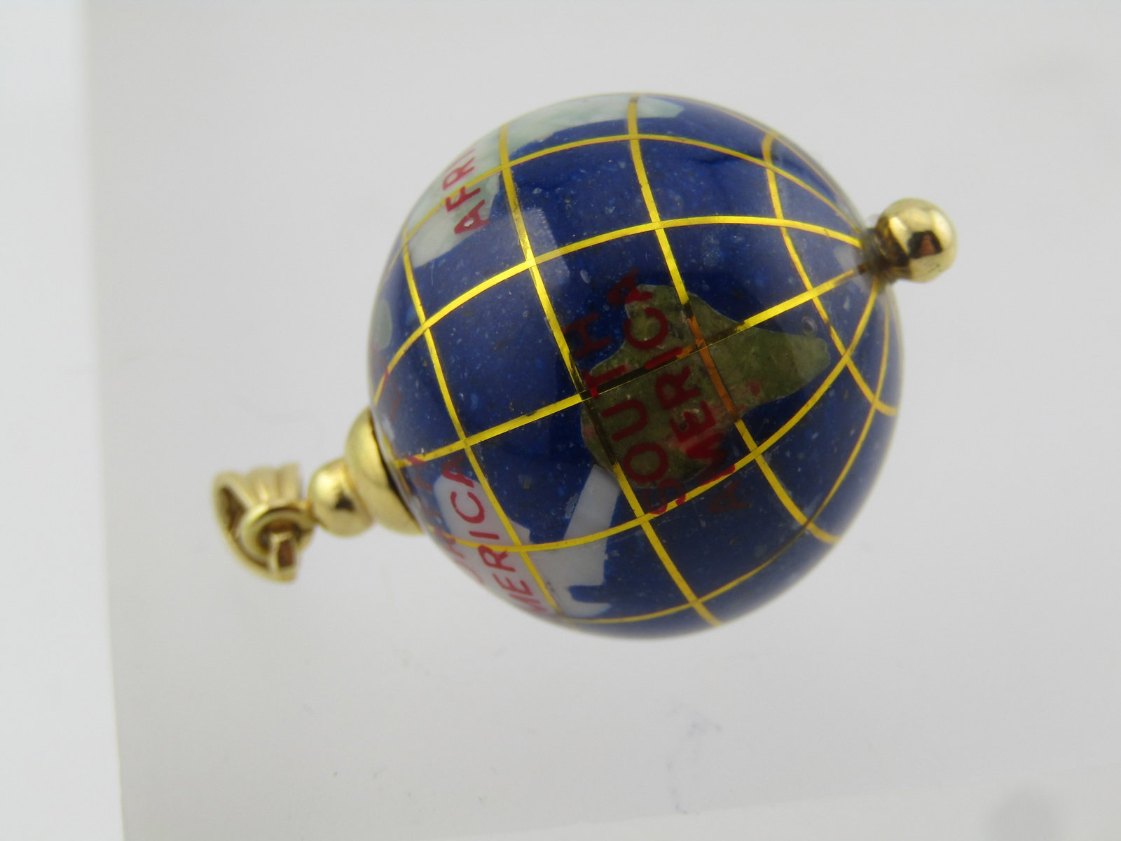 14KT Inlaid Stone Globe Pendant,Inlaid Semi-Precious Stone Continents 1990's - 2