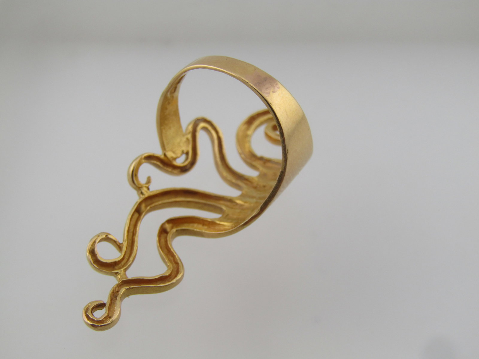 Vintage 21kt Mod Wide Ring, Sz. 6, Unique, Bent Fork. 1990's - 4