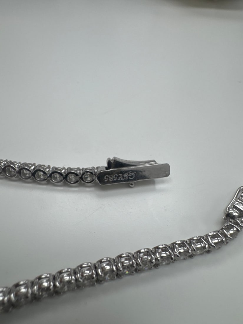 14K White gold tennis braclet 5.52CTW - 4
