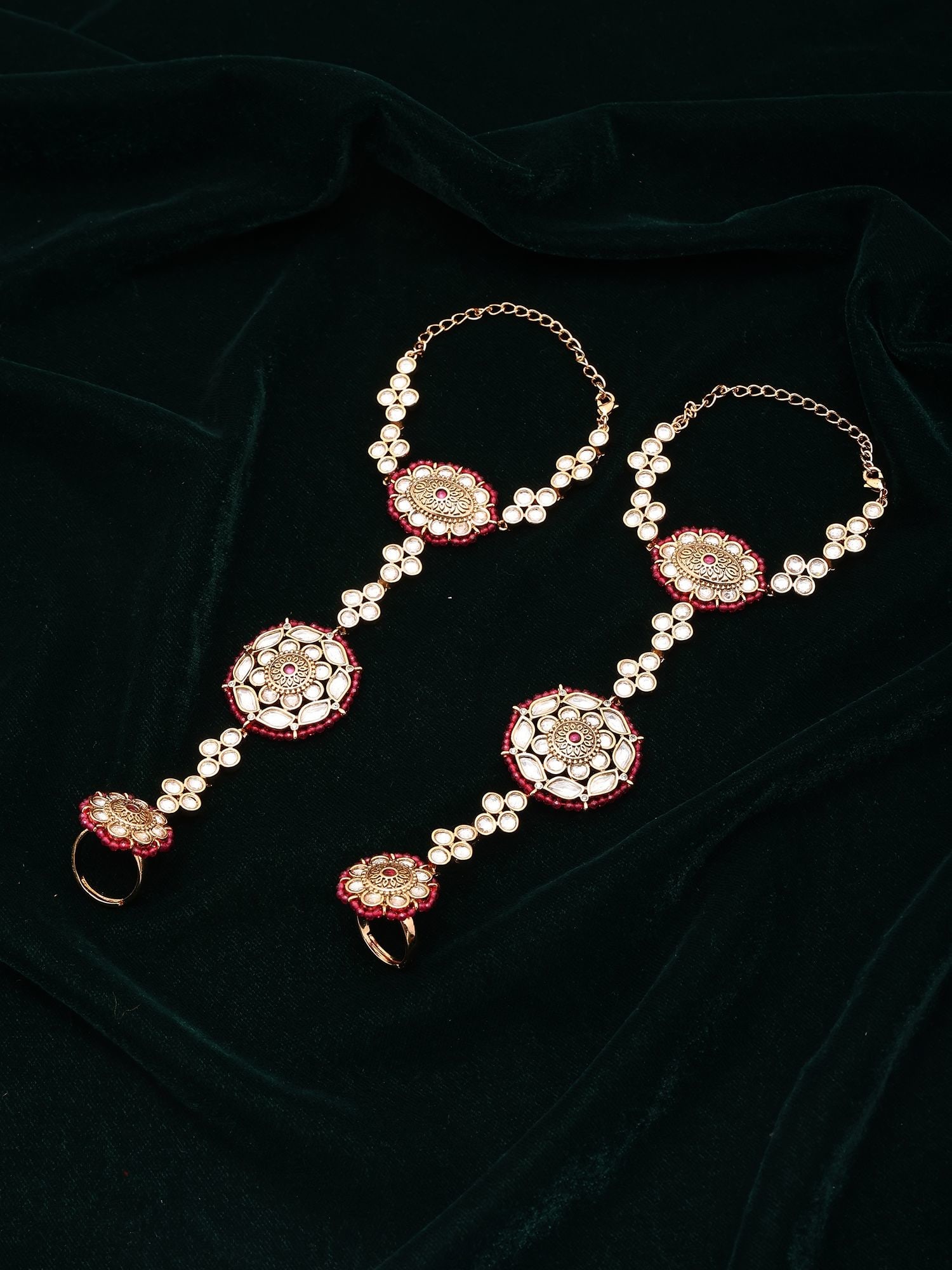 Floral Design Kundan Stone Studded Adjustable Hathphool (Pair): Title:Floral Design Kundan Stone Studded Adjustable Hathphool (Pair) Reference:itemcode : JA0237 Reserve: $130.00 Shipping: Domestic: Flat-rate of $14.00 to anywhere within the contiguous U.S.