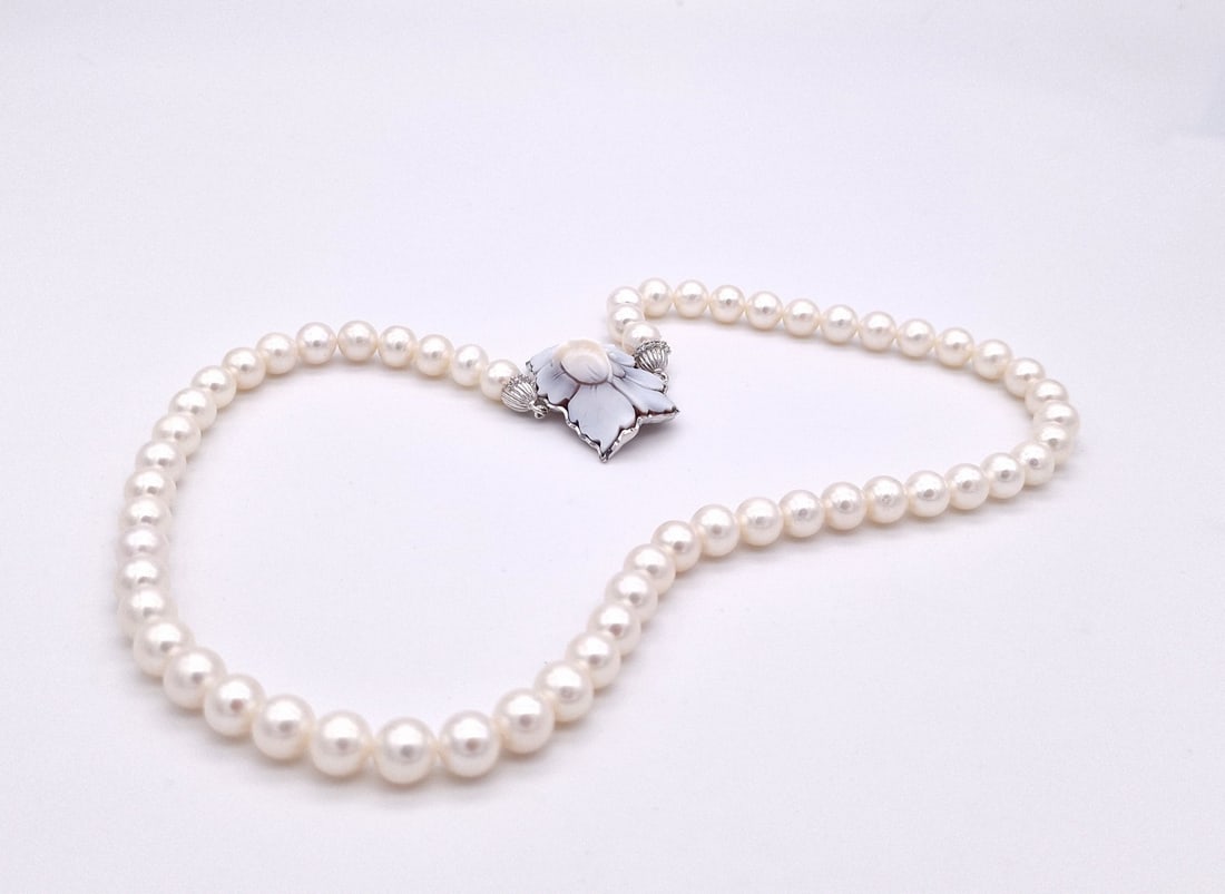 6.7 mm akoya pearl necklace with sardonyx cameo with 925 silver - 4