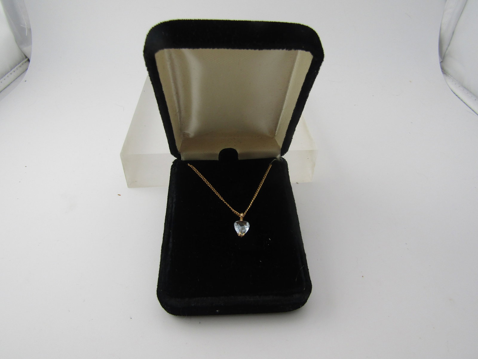 14KT Yellow Gold Blue Topaz Heart Pendant on 18", 1960's-1970's (1 of 11)