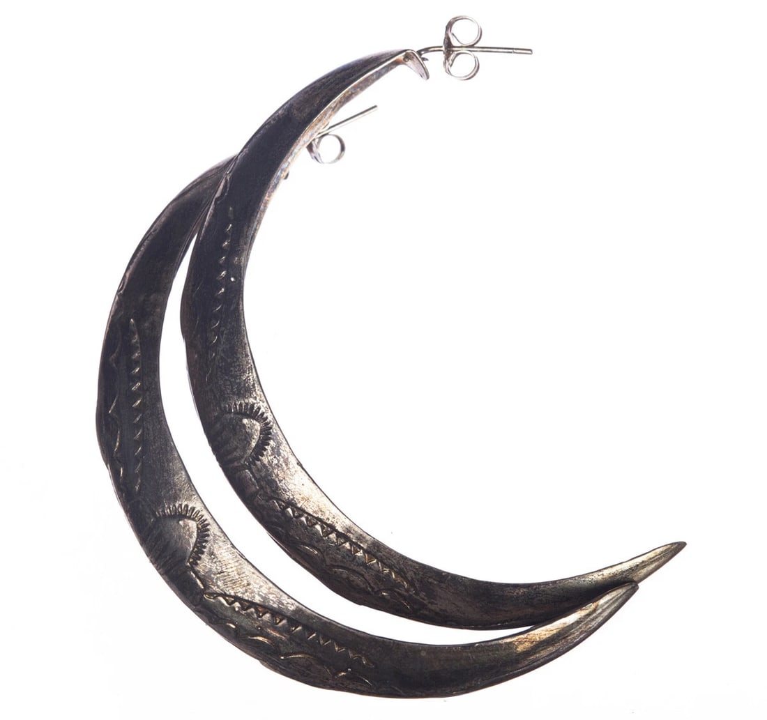 Sterling Silver Tribal Etched Half Hoop Stamped Earrings Alberto Juan - 2