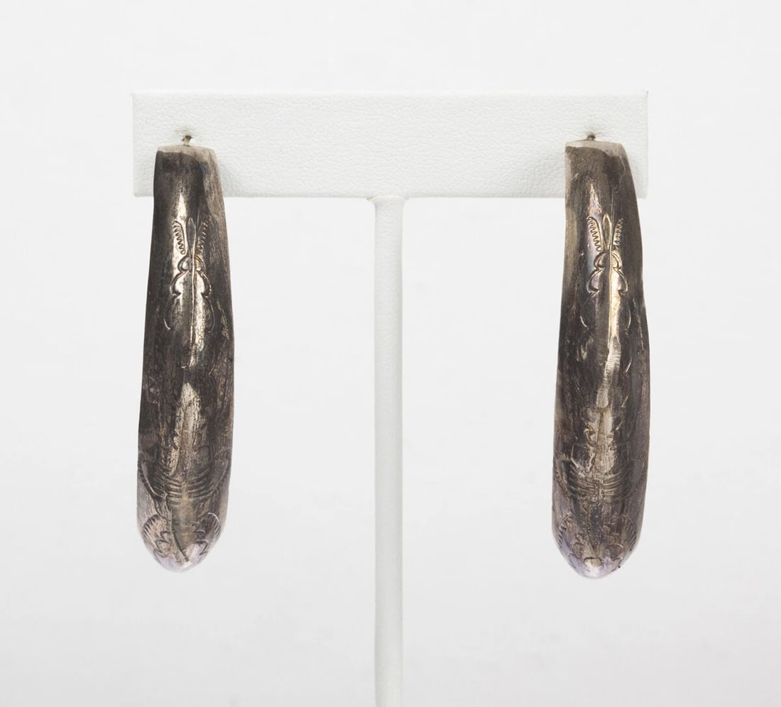 Sterling Silver Tribal Etched Half Hoop Stamped Earrings Alberto Juan - 3