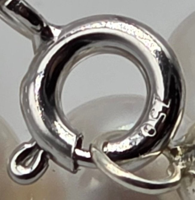 High-Jewelry Necklace: 5-5.5mm Akoya Pearls, Sapphire Spacers and Centerpiece - 2