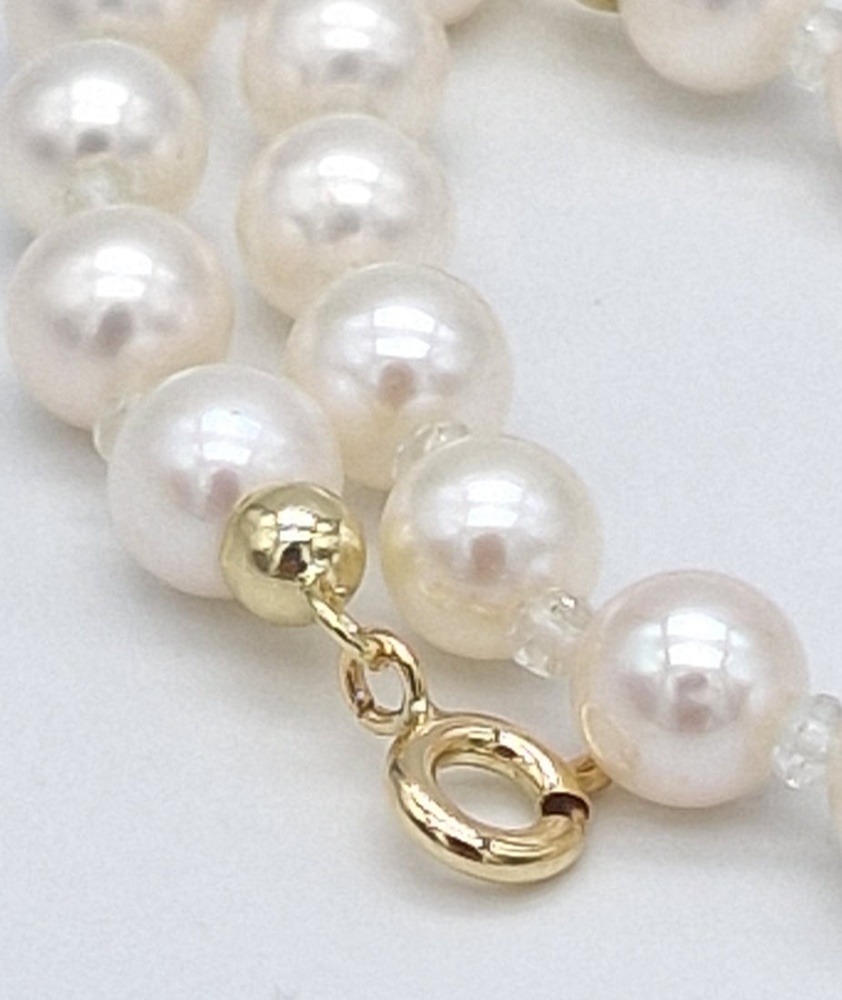 akoya pearl necklace with aquamarine and 18 kt yellow gold - 3