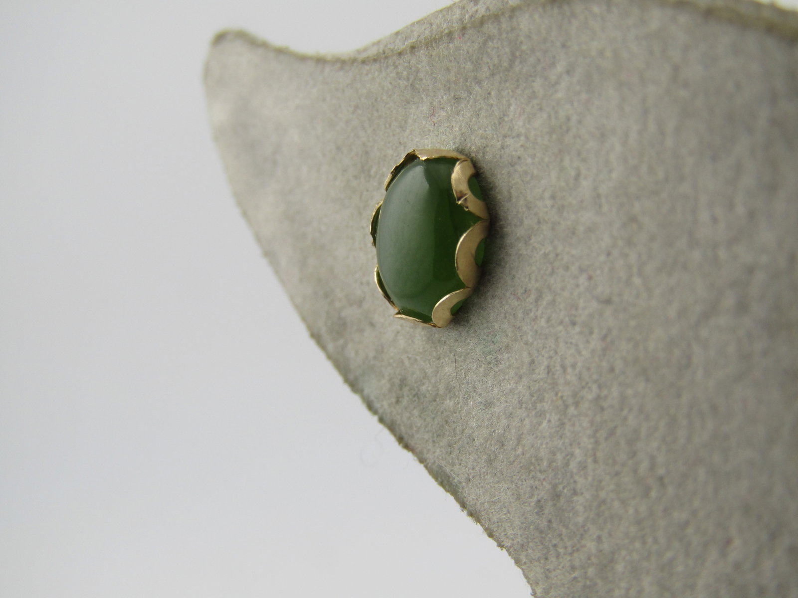 Vintage 14kt Chrysoprase Single Stud Earrings, 1970's - 3