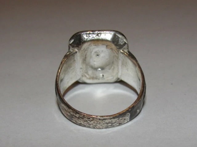 Rectangular Shaped Antiqued Sterling Silver Signet Ring Alberto Juan - 4