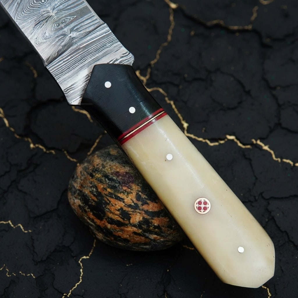 Handcrafted Damascus Steel Fixed Blade Knife Ergonomic Bone Handle Collectible - 4