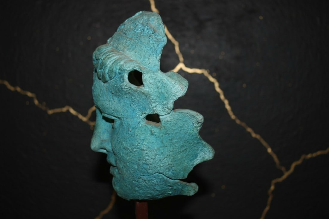 Vintage 1980s Greek Goddess Aphrodite Face Mask Wall Bust Plaster Sculpture - 3