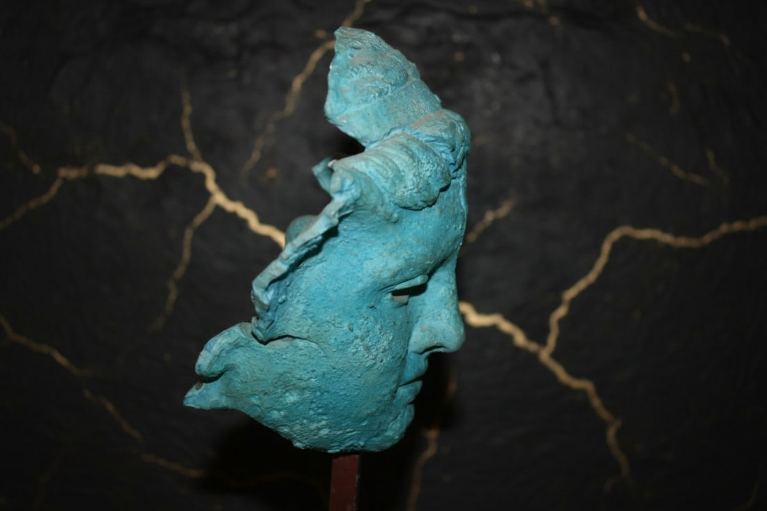 Vintage 1980s Greek Goddess Aphrodite Face Mask Wall Bust Plaster Sculpture - 8