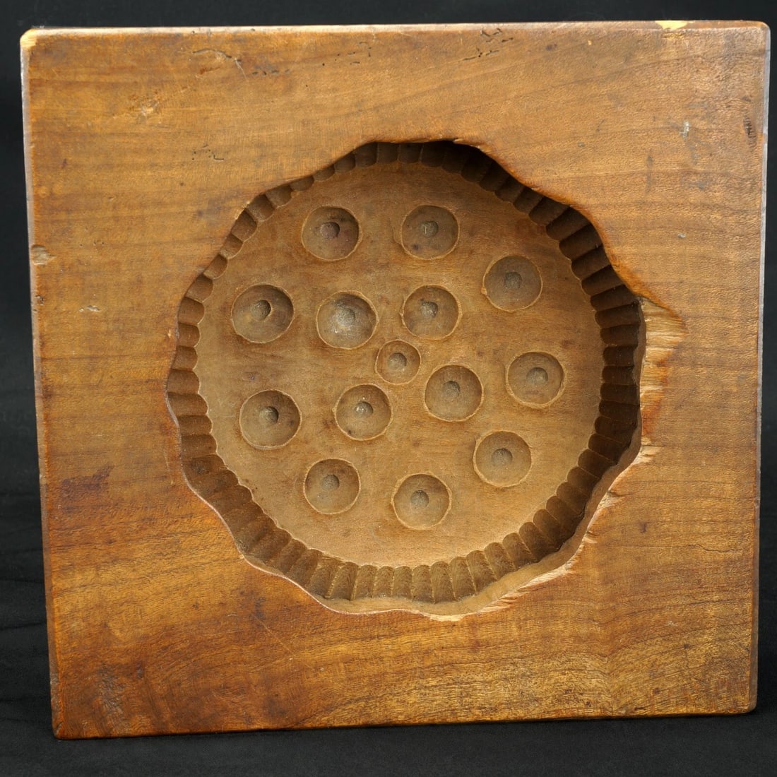 Vintage Japanese Kashigata Bean Paste Mold: Title:Vintage Japanese Kashigata Bean Paste Mold Size:5 7/8 in (14.9 cm) x 5 7/8 in (14.9 cm) x 1 ¾ in (4.4 cm) thick. Description:A hand carved hardwood bean paste mold that was carved to look