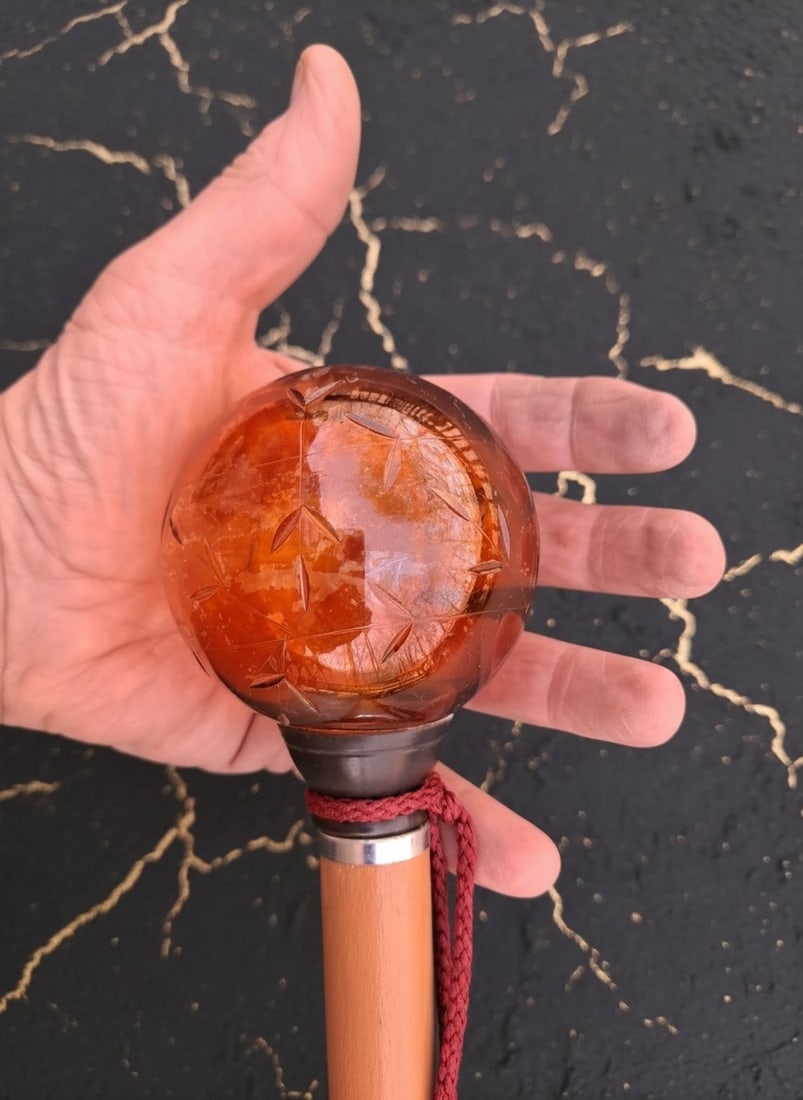 Vintage Spiral Wood Walking Stick with Antique Amber Art Glass Globe Top - 6