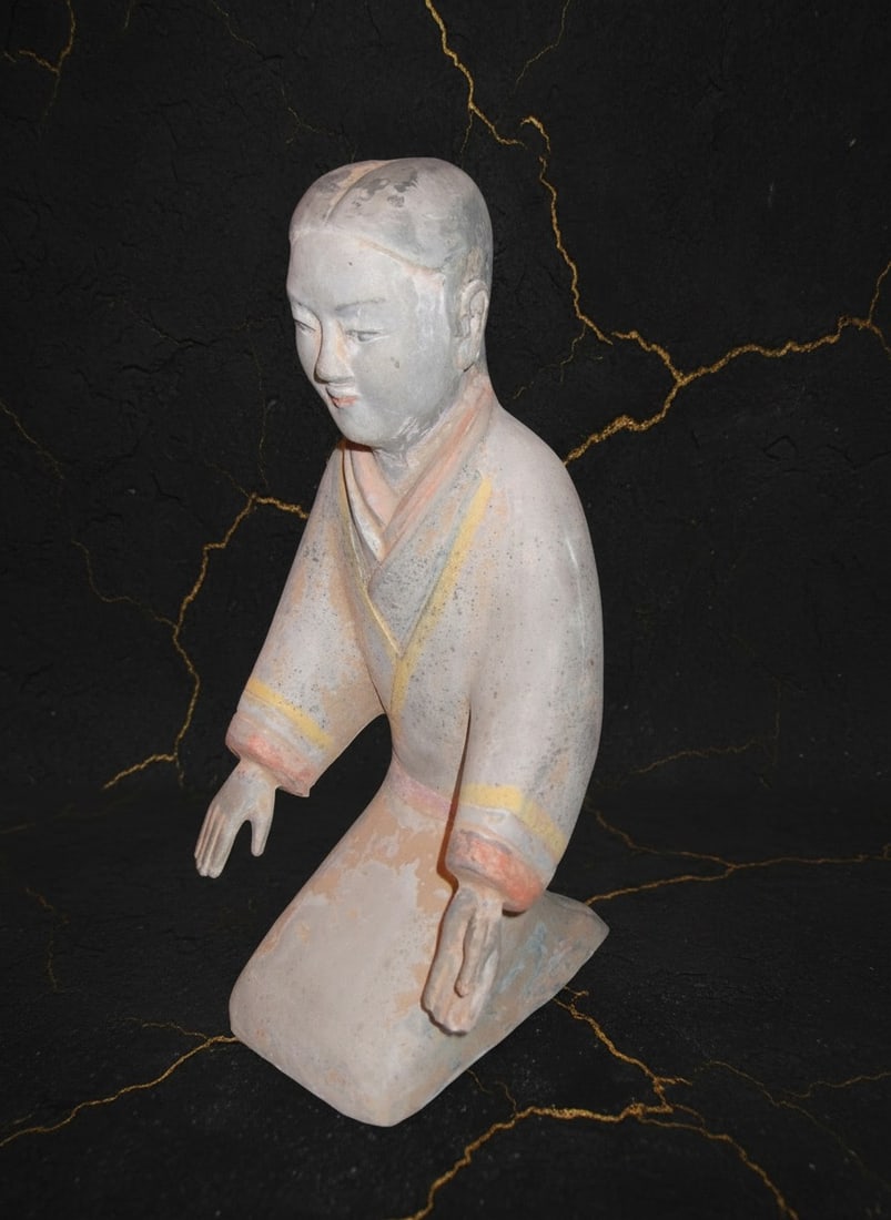 Antique Chinese Polychrome Figurine Hand Painted Burial Attendant Figure (1 of 9)