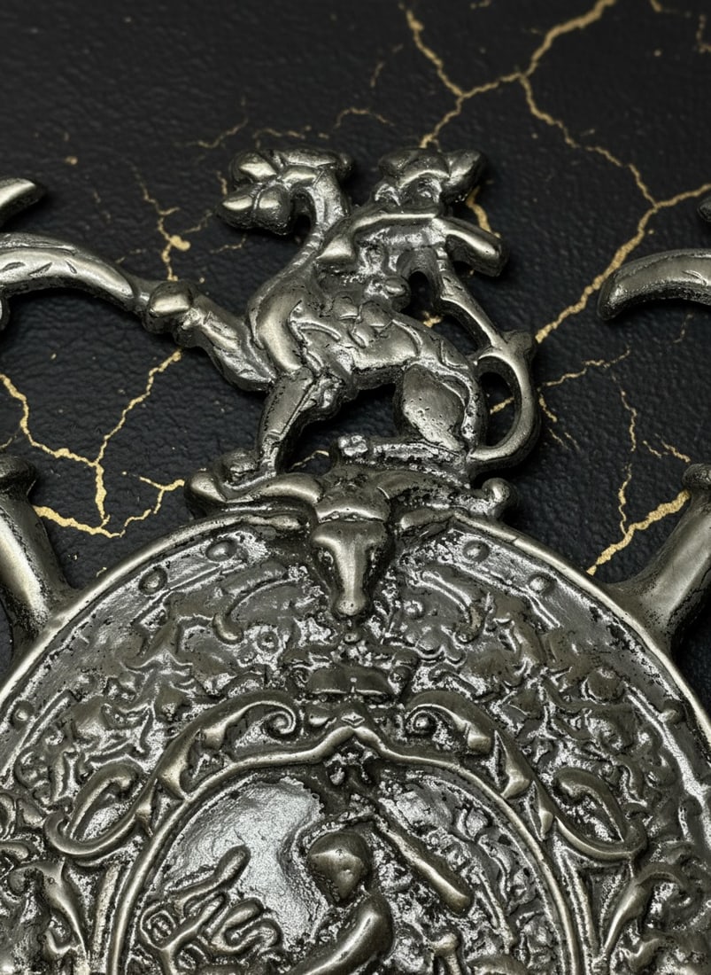17x27 Medieval Perseus vs Medusa Heraldic Shield Wall Plaque Crest Art - 3
